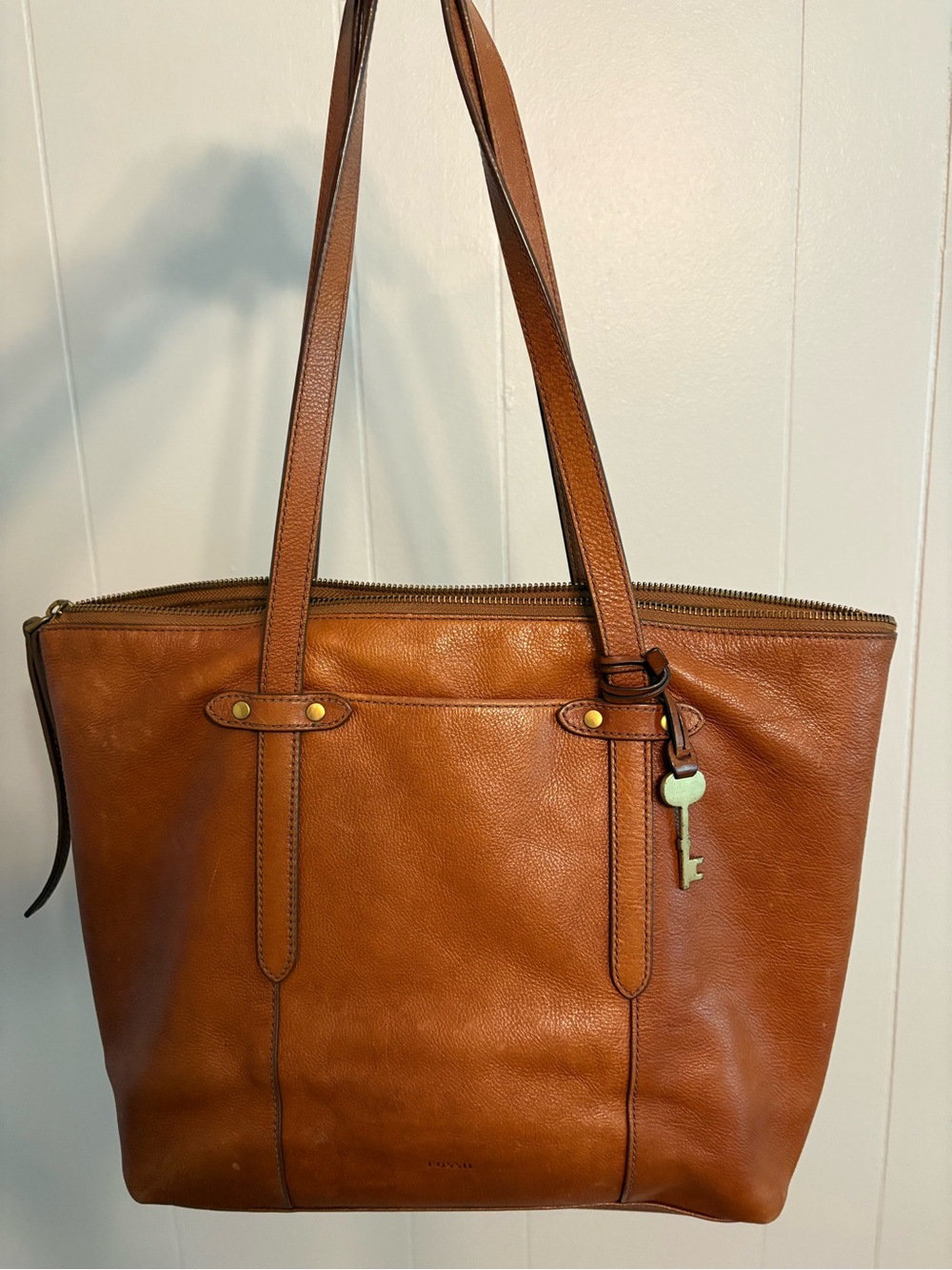 Fossil leather shoulder bag